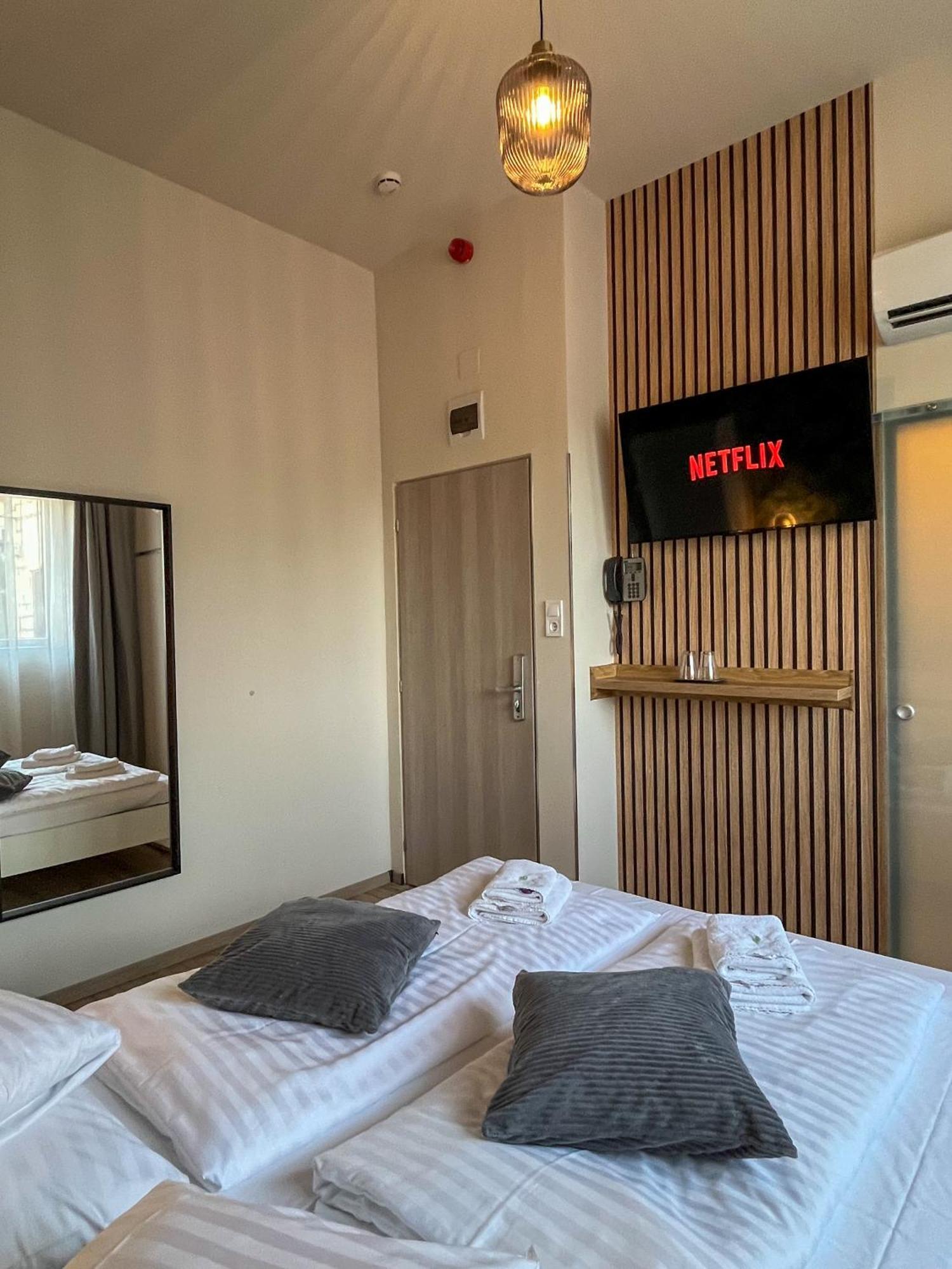 Boutique Hotel & Event Center Budapest Ngoại thất bức ảnh