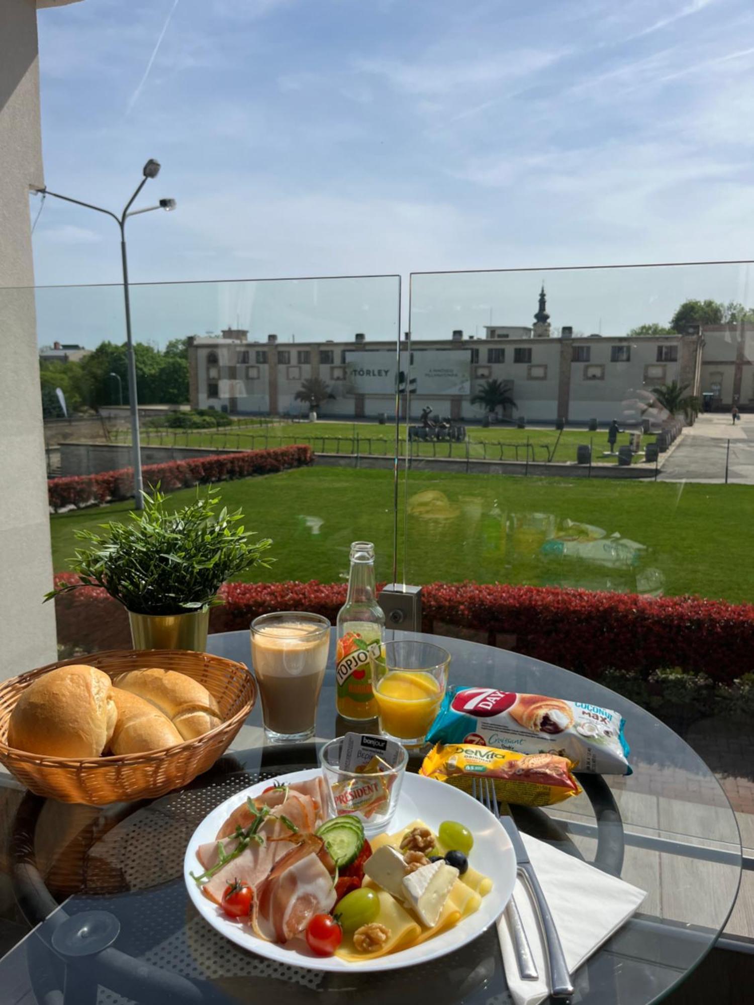 Boutique Hotel & Event Center Budapest Ngoại thất bức ảnh
