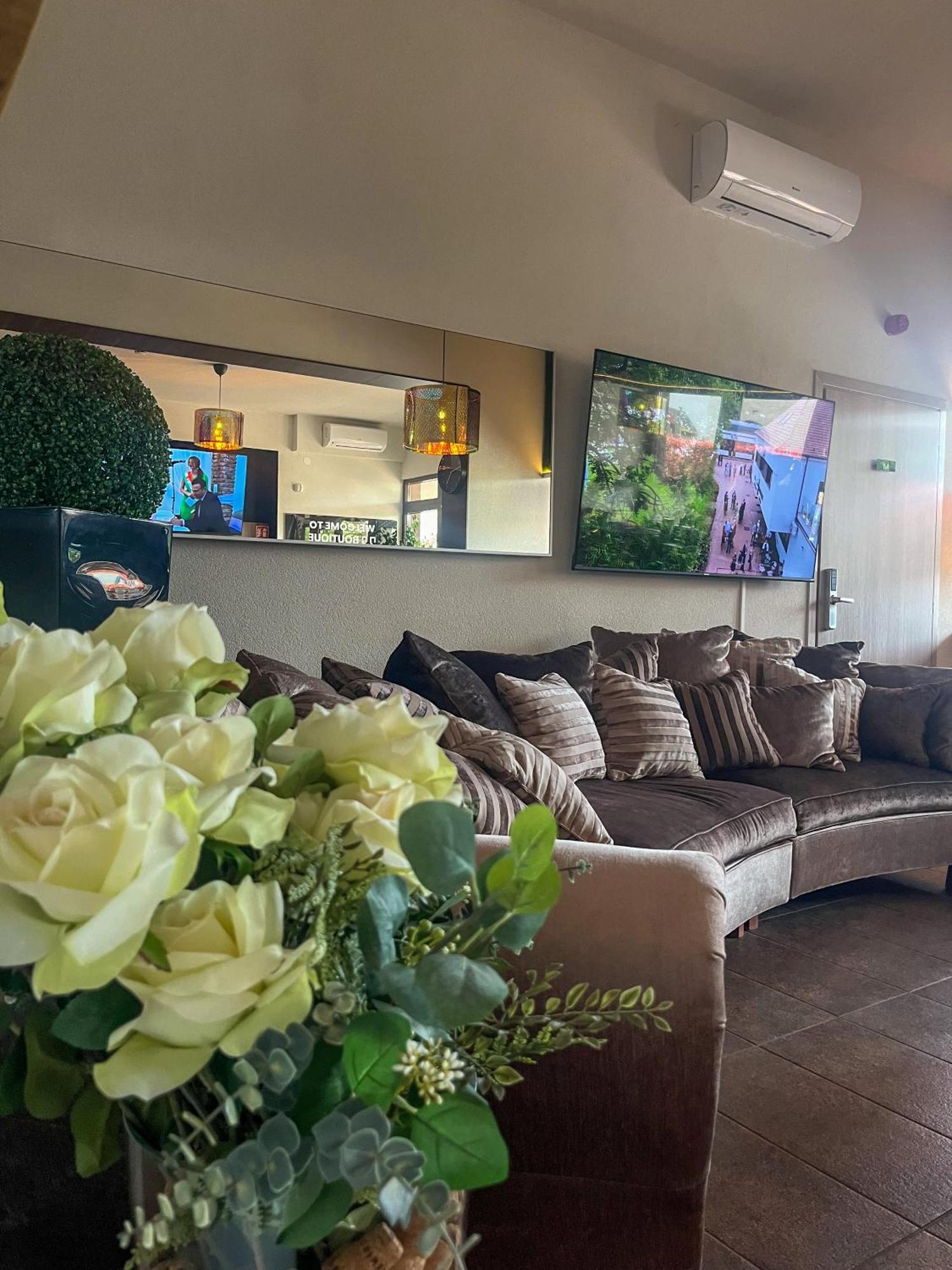 Boutique Hotel & Event Center Budapest Ngoại thất bức ảnh